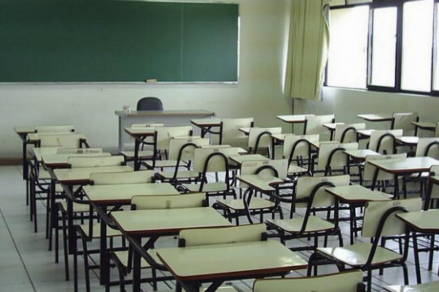 Prorrogan hasta diciembre de 2024 la aplicación de una hora más en escuelas bonaerenses estatales