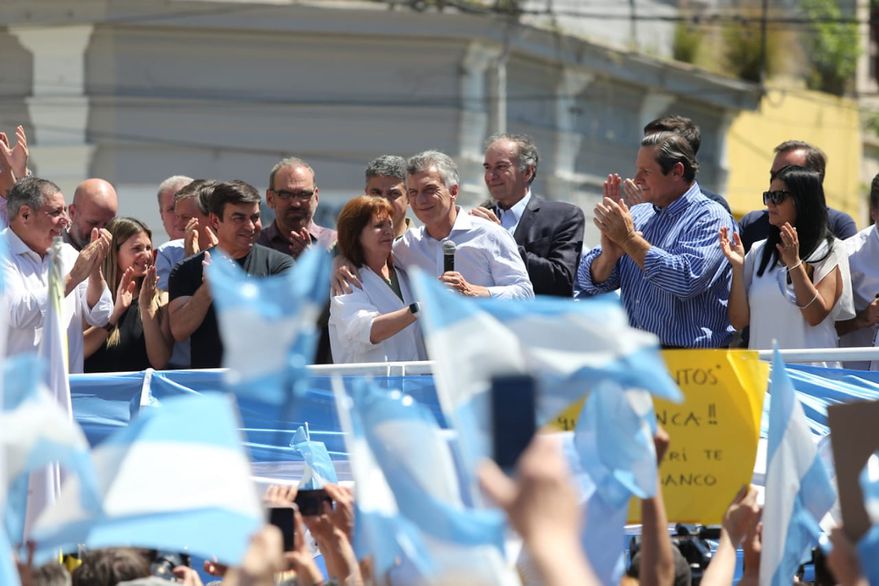 El ex presidente cerró el acto que realizó el PRO en Dolores antes de que Macri prestara declaración indagatoria.