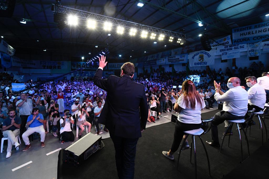 Massa encabezó el plenario del Frente Renovador.