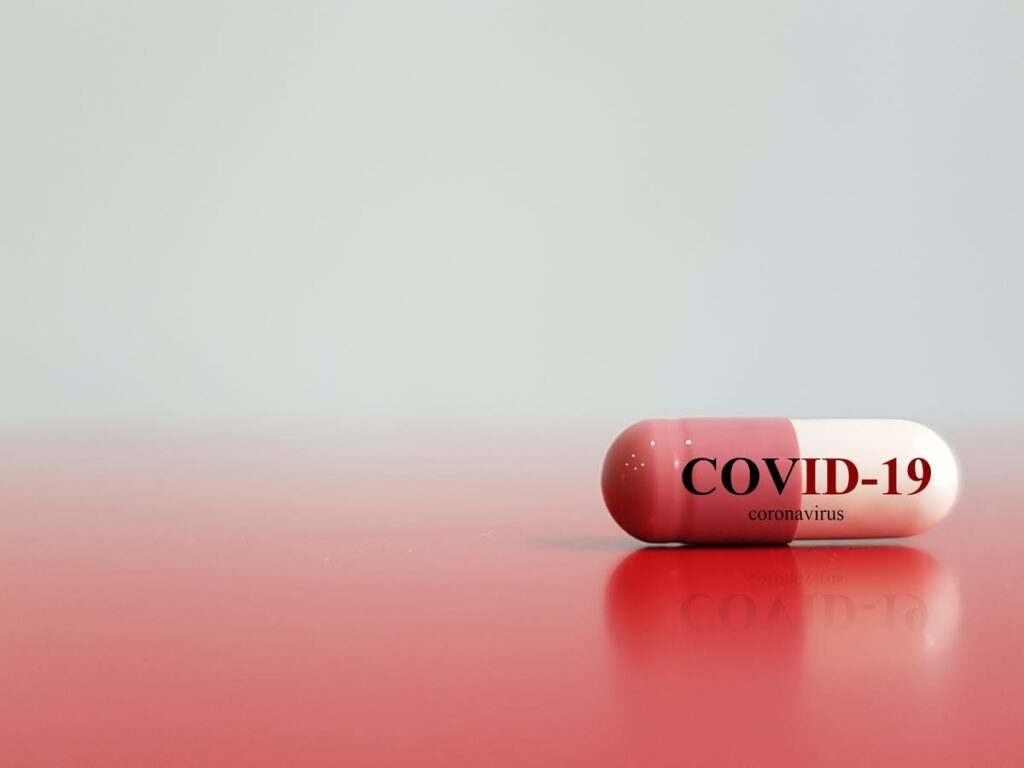  La pastilla Covid podrá ser comercializada "en 95 países, que cubren cerca del 53% de la población mundial", según indicó el vocero el vocero de Pfizer. 