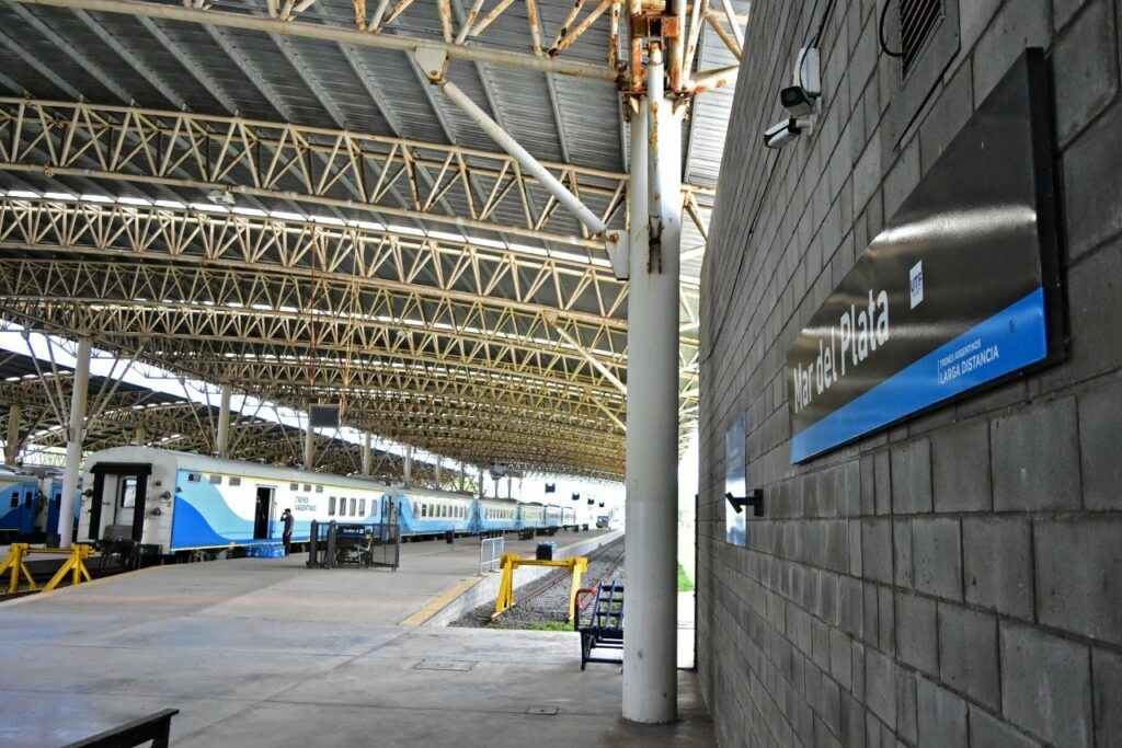 Se duplicaron los servicios del tren a Mar del Plata para la temporada 2022