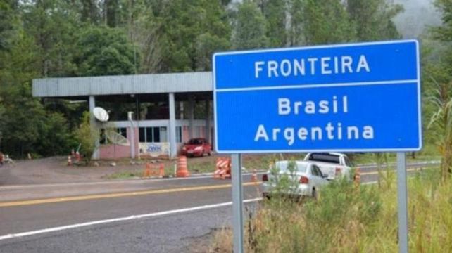 Las fronteras terrestres entre Brasil y Argentina están abiertas desde hoy. 