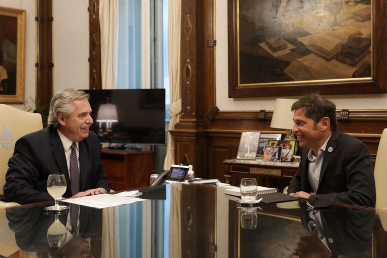 Kicillof se reunió con el presidente Alberto Fernández para evaluar la temporada de verano, la campaña de vacunación y las obras viales. 