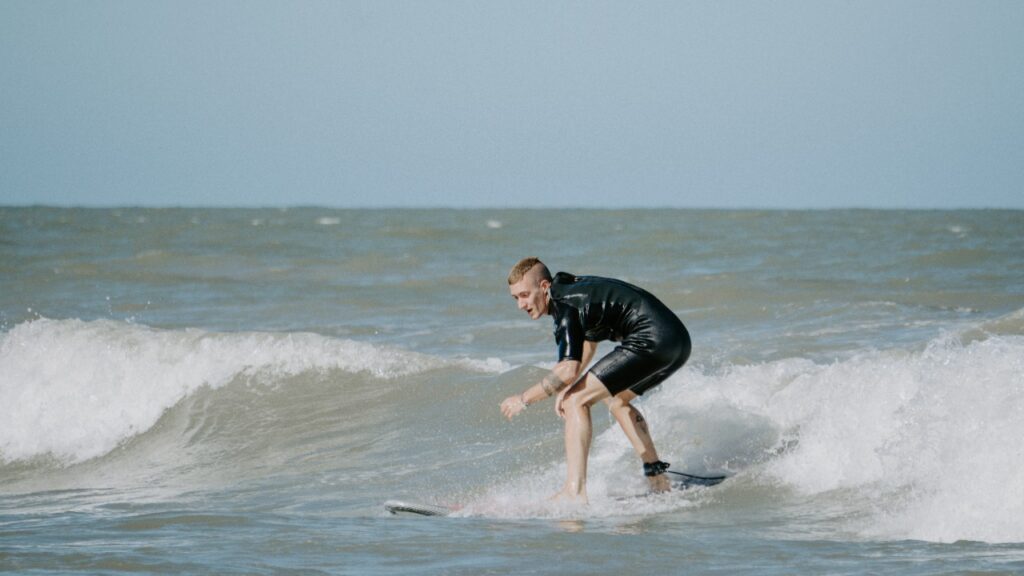 La escuela de surf Buenas Olas enseña a surfear hace más de 20 años