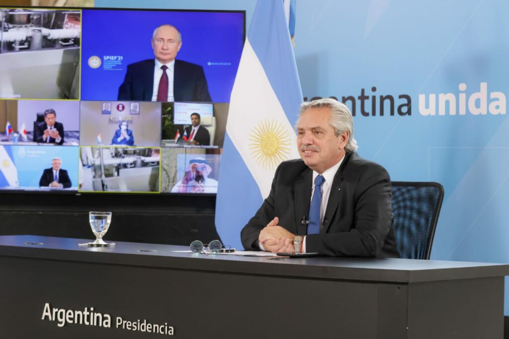 Alberto Fernández mantuvo una serie de conversaciones virtuales con Putin, donde habrían manifestado su intención de verse en persona.