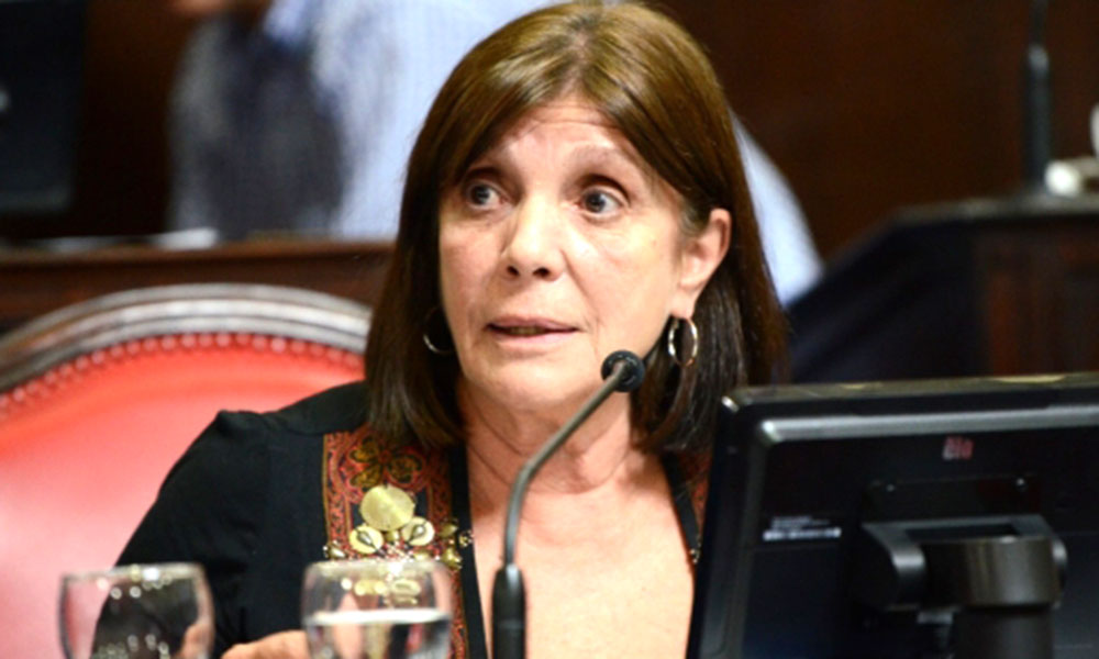 Teresa García, presidenta del bloque de senadores del Frente de Todos en la Legislatura bonaerense. 
