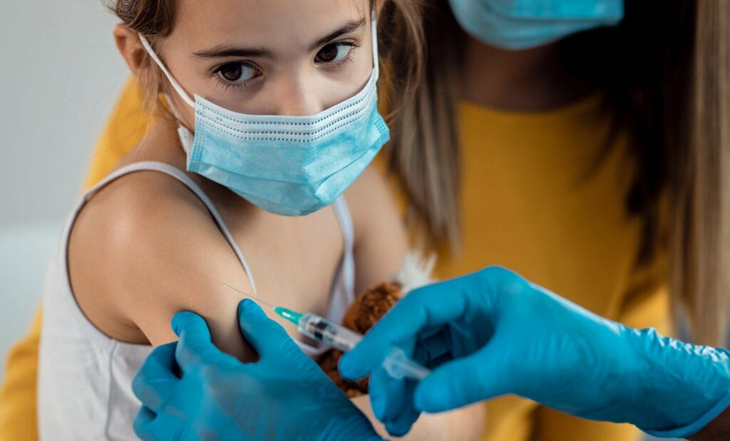 La Provincia busca avanzar con la vacunación de menores en las escuelas. 