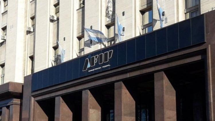 La AFIP solicitará a la justicia que trabe embargos sobre las billeteras virtuales de los contribuyentes morosos.