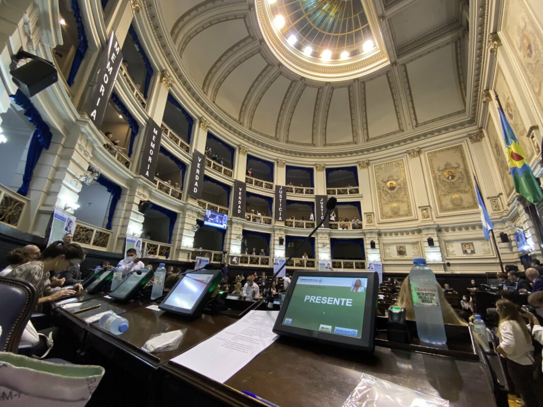 Los diputados y senadores de Juntos con banca en la Legislatura bonaerense se reunirán este miércoles.
