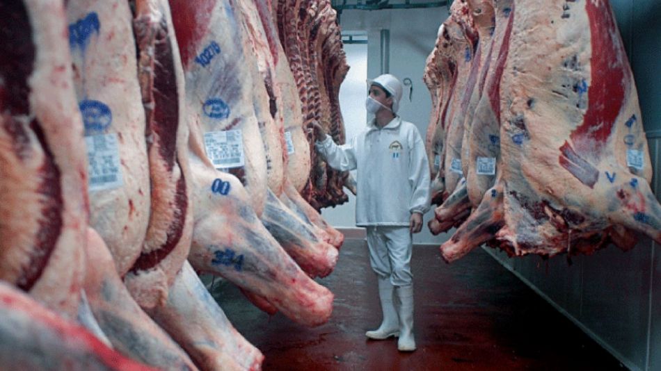 La suba del precio de la carne se debió al “ajuste realizado en carnicerías, al tiempo que en supermercados se observó una leve retracción".