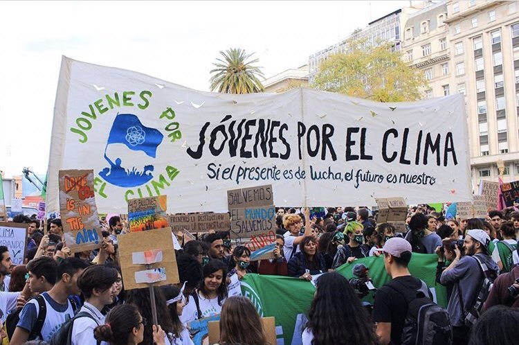 Jóvenes por el Clima es un movimiento ambientalista que lucha por revertir los efectos de la crisis climática y ecológica.
