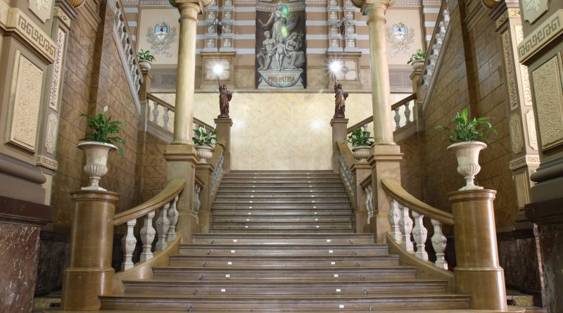 Obras y restauración en el interior de la Casa de Gobierno bonaerense. 