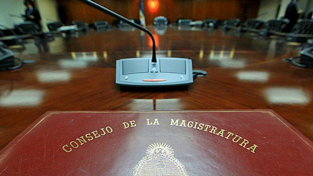 El titular del bloque oficialista en Diputados, Germán Martínez, pidió tiempo 