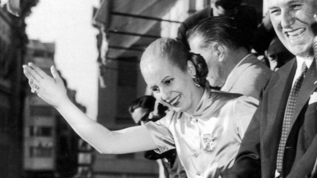 El peronismo bonaerense conmemora el 103 aniversario de nacimiento de Eva Perón. 