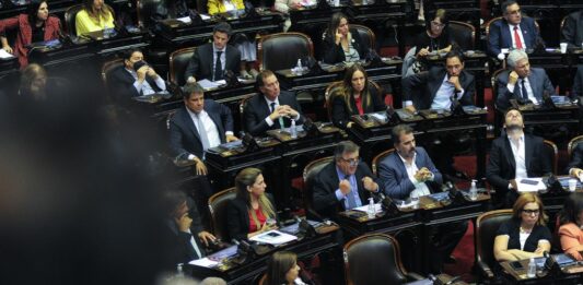 Legisladores de la oposición le formalizaron a Sergio Massa un pedido para tratar la Boleta Única en la Cámara de Diputados el próximo miércoles mediante una sesión especial.