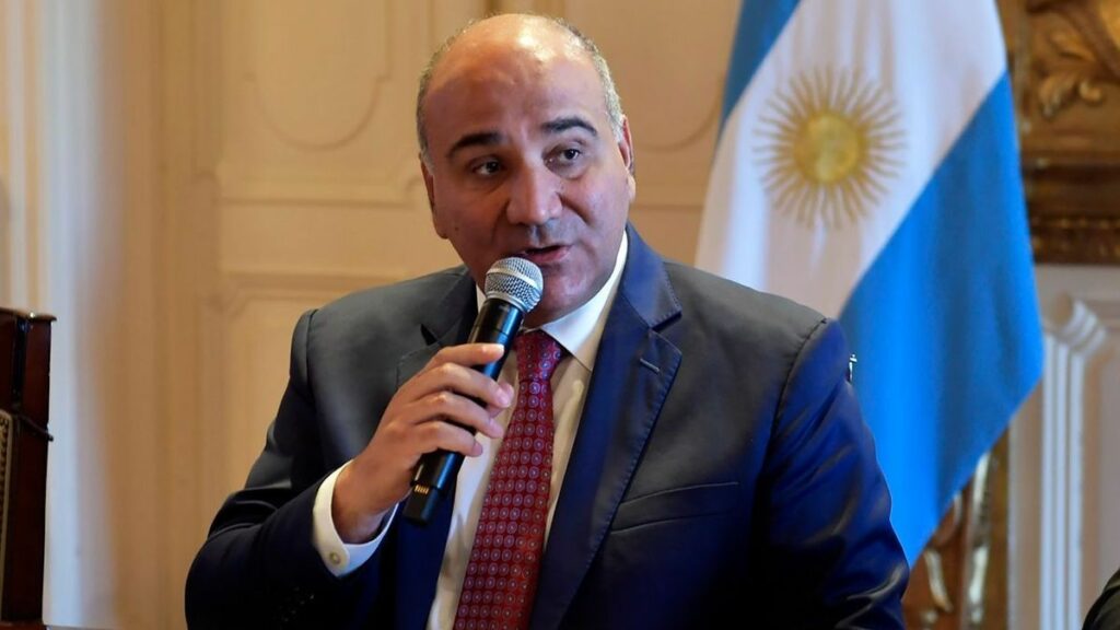 Manzur dijo en conferencia de prensa que "Alberto Fernández le pidió a cada ministro redoblar esfuerzos en la gestión".