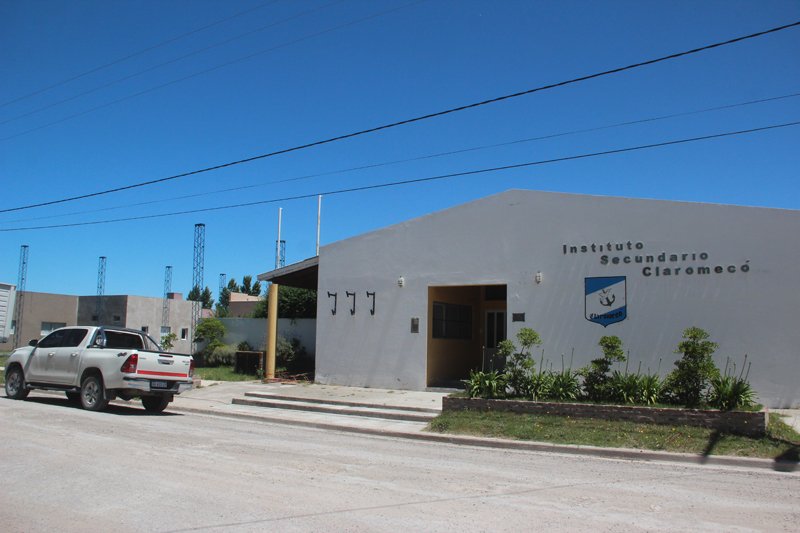 Kicillof anunció la estatización del Instituto Secundario de Claromecó. 