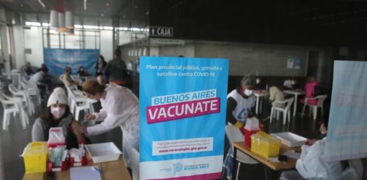 Los mayores de 50 años ya se pueden aplicarse la quinta dosis de la vacuna Covid en toda la provincia de Buenos Aires.