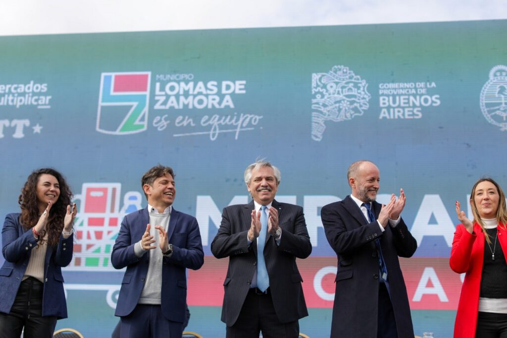 Alberto Fernández, Axel Kicillof y Martín Insaurralde dieron una muestra de unidad desde Lomas de Zamora. 