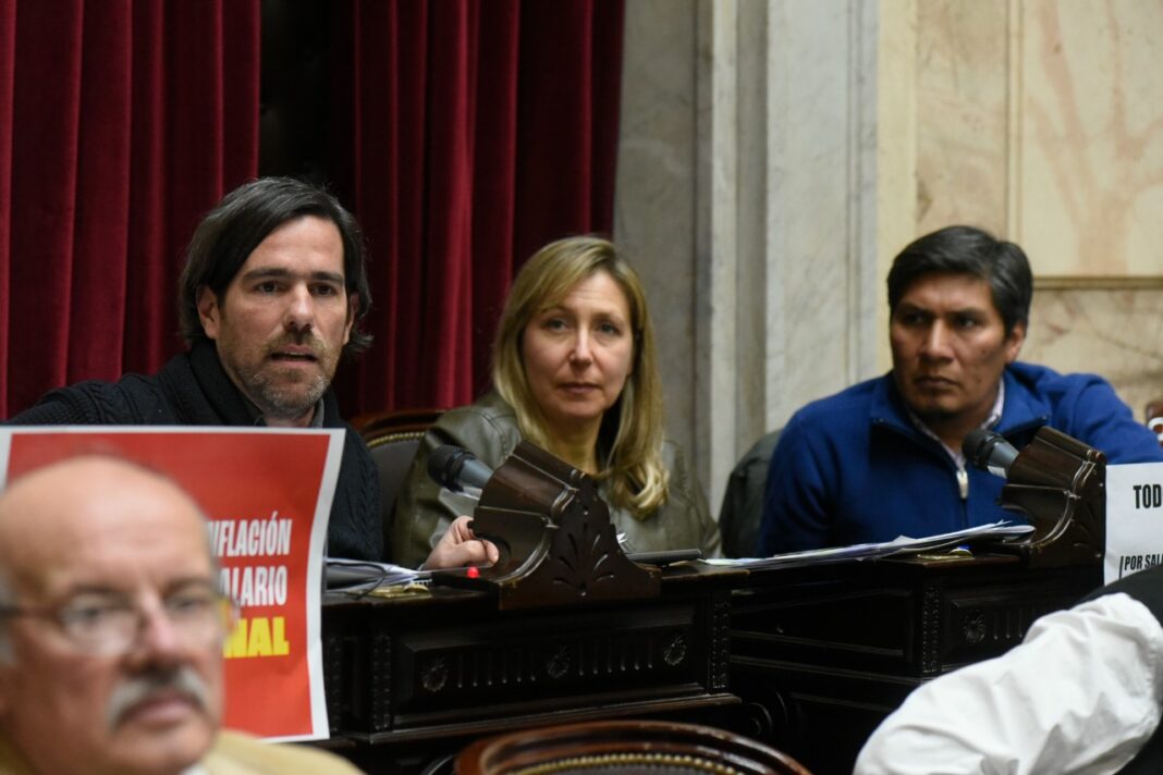 Dirigentes de la izquierda salieron a repudiar el pedido de inhabilitación de por vida a ejercer cargos públicos para Cristina Kirchner realizado por los fiscales de la causa vialidad.