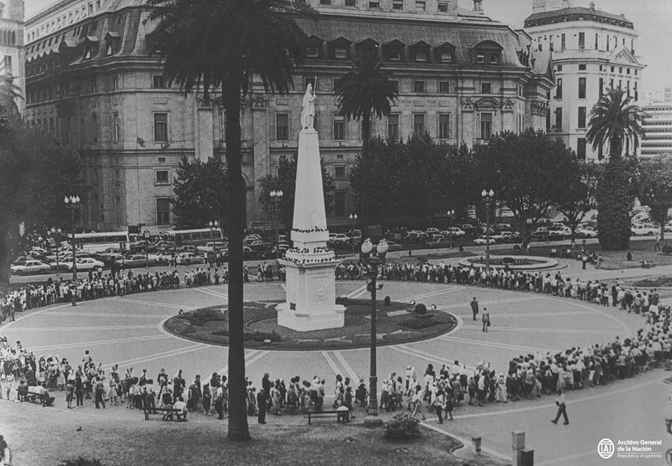 Las movilizaciones de las madres de Plaza de Mayo fueron un símbolo de lucha durante la última Dictadura Militar.