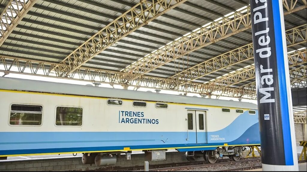 Con relación a los boletos para septiembre, el precio del Tren a Mar del Plata tendrá un aumento del 40%.