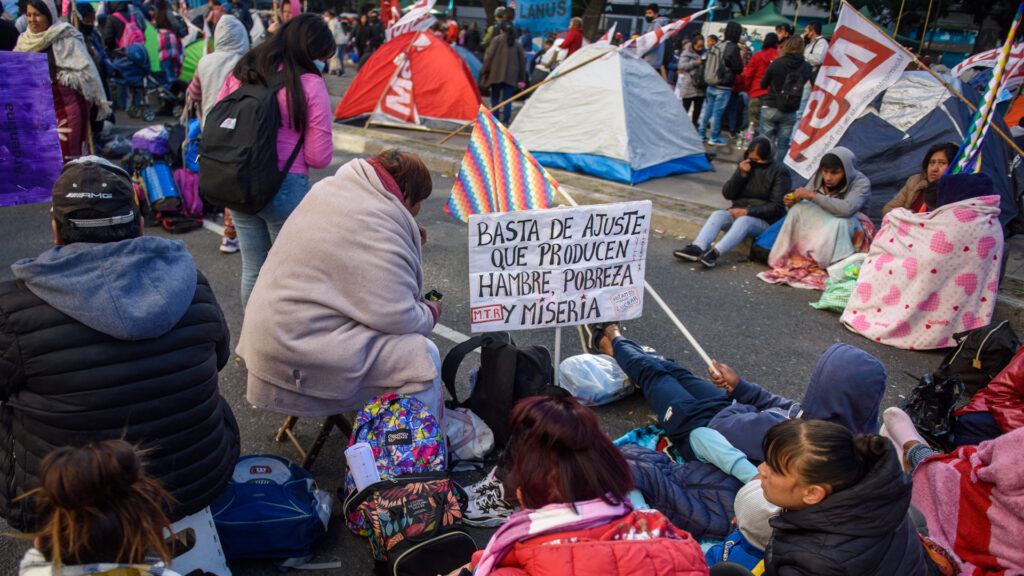 Movimientos piqueteros volverán a acampar este miércoles en Plaza de Mayo.