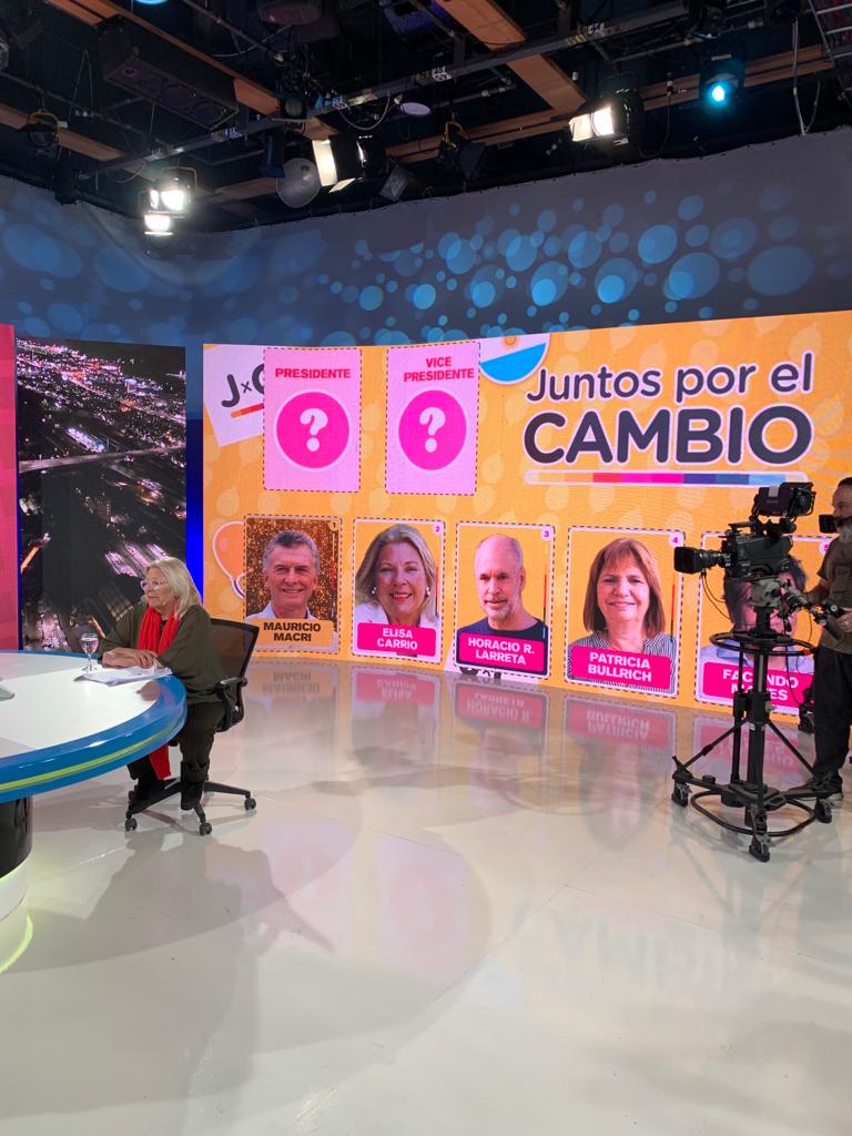 La referente de la Coalición Cívica, Elisa Carrió, habló del expresidente Mauricio Macri y se refirió al liderazgo de Juntos por el Cambio.