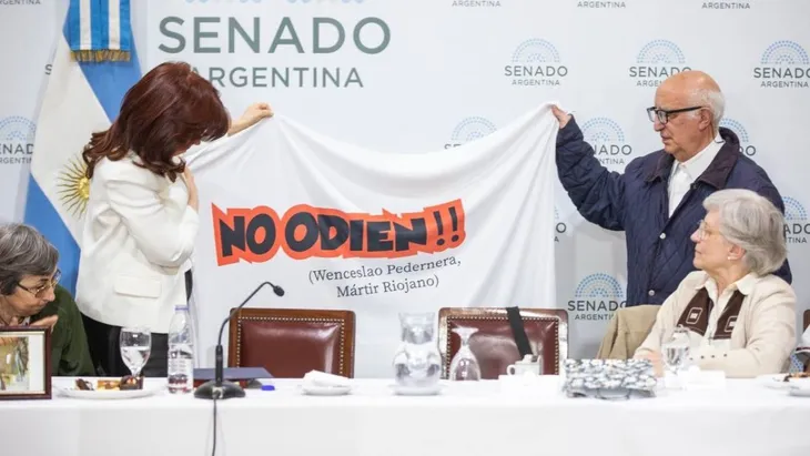Cristina Kirchner: "Siento que estoy viva por Dios y por la Virgen". 