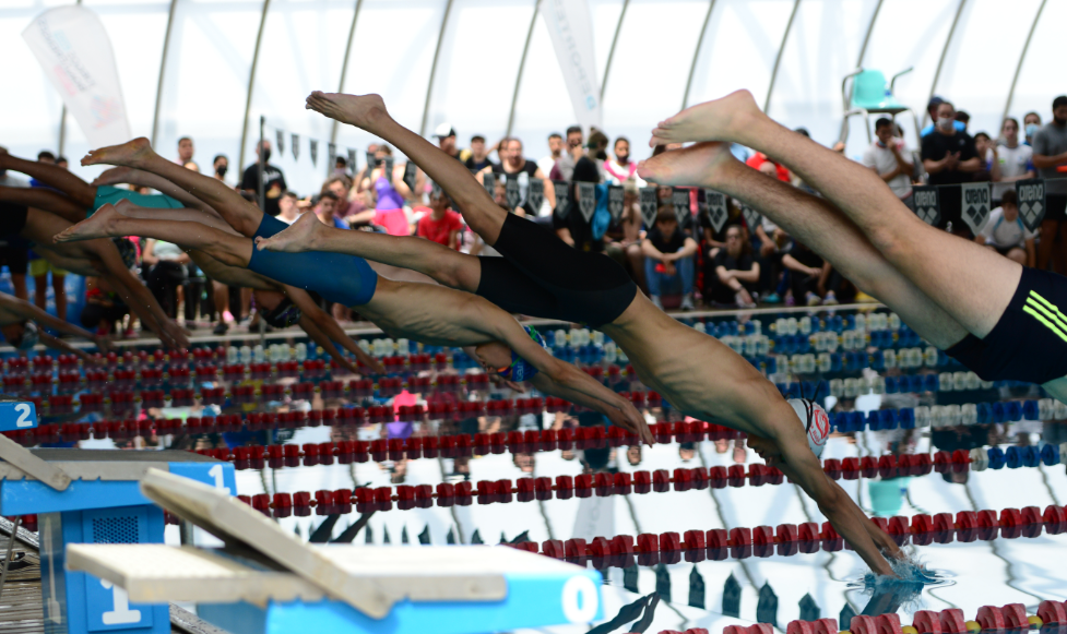 Entre los eventos más destacados de los Juegos Bonaerenses, se encuentran las jornadas de atletismo y las competencias de natación.