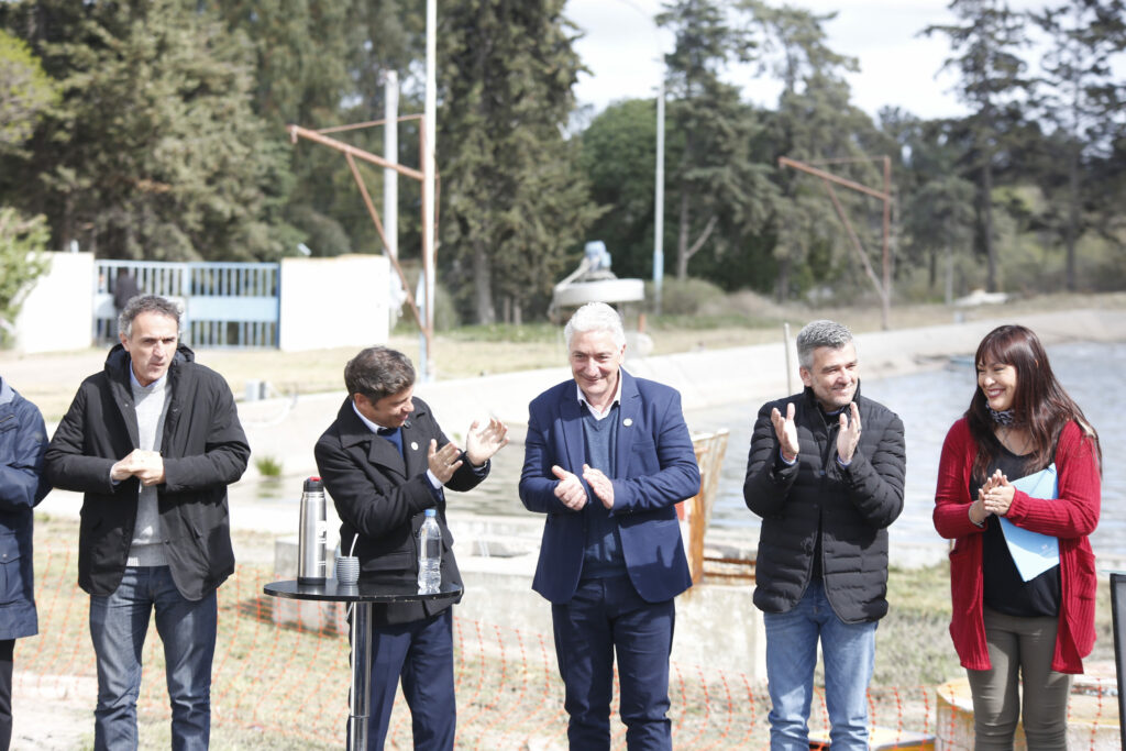 Axel Kicillof encabezó la inauguración de la obra de la nueva planta de tratamiento de líquidos cloacales del municipio de Patagones.