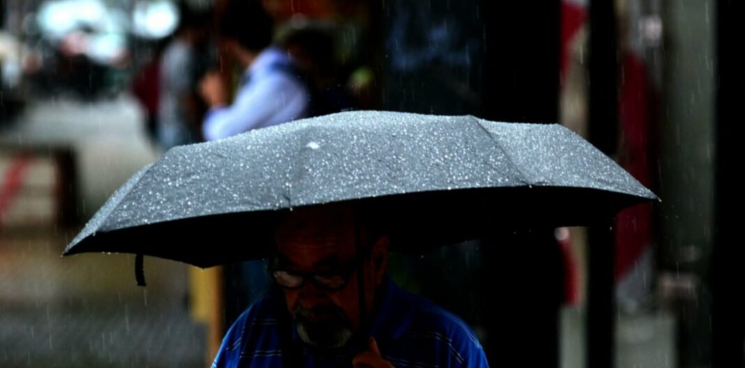 El Servicio Meteorológico Nacional pronosticó una jornada con probabilidades de lluvias y cielo mayormente nublado en el Conurbano bonaerense.
