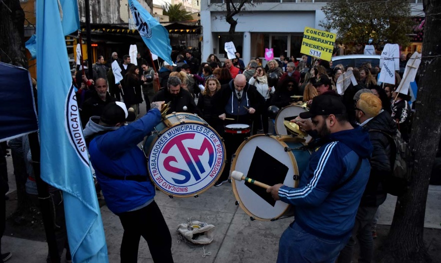 Los Trabajadores Municipales de Mar del Plata realizarán este jueves un paro de actividades Batán para reclamar a la gestión de Guillermo Montenegro una recomposición salarial.
