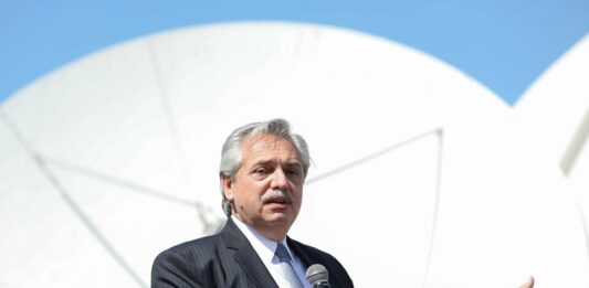 El presidente Alberto Fernández encabezará el acto de firma del contrato para desarrollar el lanzador argentino de satélites Tronador II.