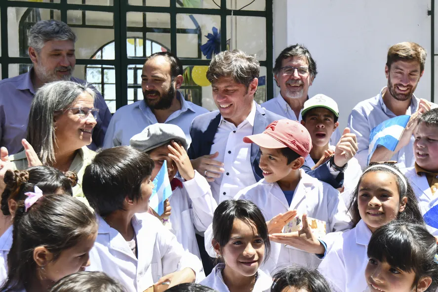 El gobernador de la provincia de Buenos Aires, Axel Kicillof, encabezó el acto de inauguración del Jardín de Infantes Rural y de Islas de Matrícula Mínima N°7 en el municipio de Mercedes.