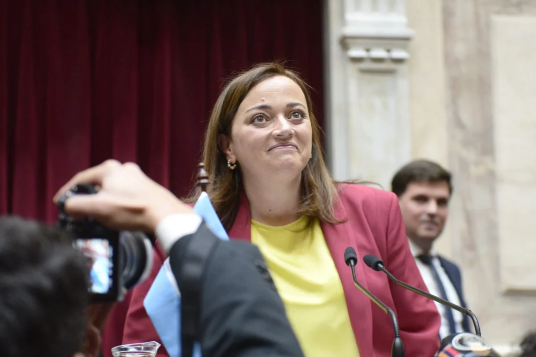 La legisladora del Frente de Todos Cecilia Moreau será reelecta hasta diciembre de 2023 como presidenta de la Cámara de Diputados nacional.