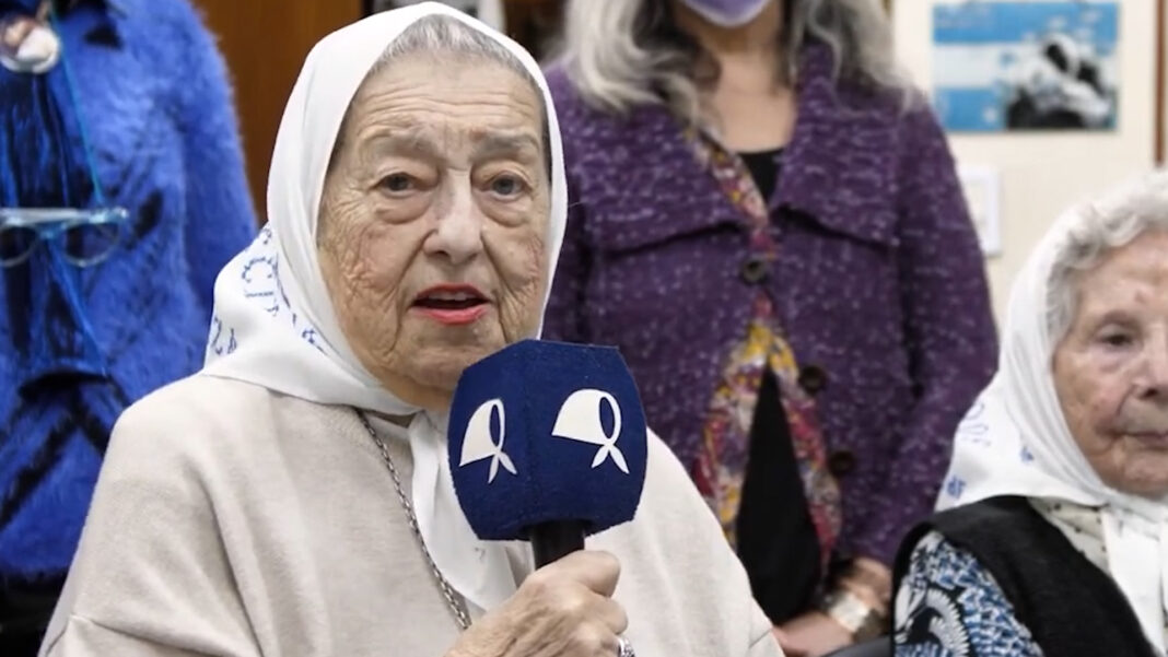 La histórica presidenta de Madres de Plaza de Mayo, Hebe de Bonafini, falleció este domingo a los 93 años.