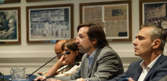 El ministro de Salud de la provincia de Buenos Aires, Nicolás Kreplak, defendió la gestión sanitaria y explicó la inversión en el Presupuesto 2023.