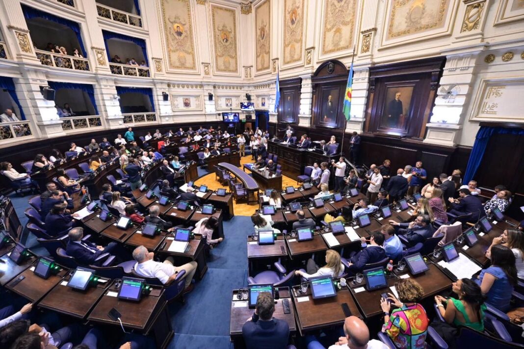 Durante la madrugada del viernes la Legislatura bonaerense sancionó el Presupuesto de Kicillof.