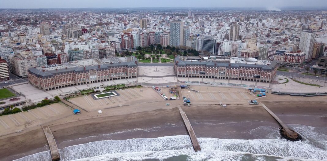 Desde el Colegio de Martilleros de Mar del Plata confirmaron que las reservas de alquileres para la temporada de verano ya alcanzan el 60%.