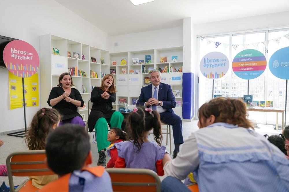 El presidente Alberto Fernández lanzó el programa Libros para Aprender a mediados del año pasado.