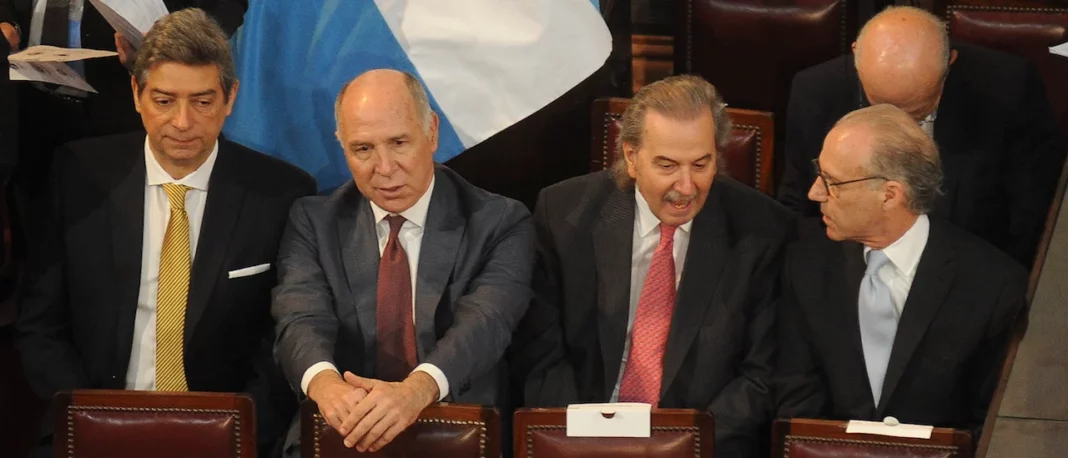 El DNU para ampliar la Corte a 25 miembros que los gobernadores le quieren llevar a Alberto Fernández fue redactado por el senador bonaerense, Francisco “Paco” Durañona.