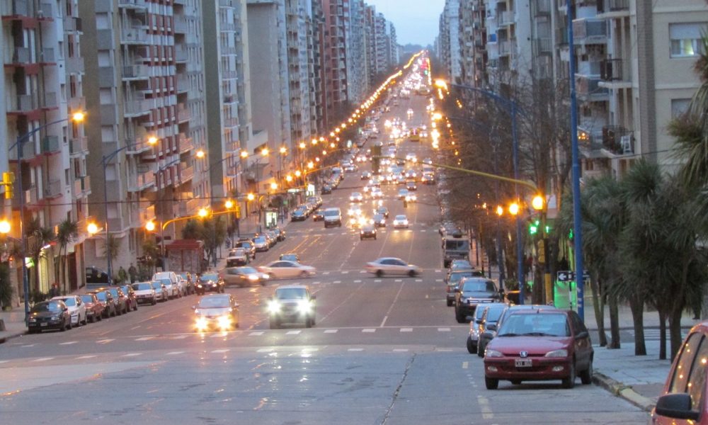 Las autoridades de Mar del Plata lanzaron un llamado a los propietarios de viviendas familiares para cubrir la alta demanda de alojamiento.