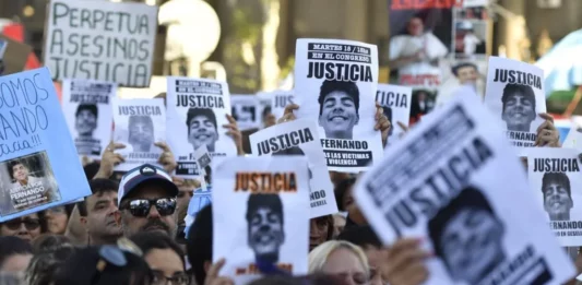 En el segundo día del juicio por el crimen a Fernando Báez Sosa, declararon los amigos del joven asesinado. Estuvieron frente a frente con los rugbiers, ¿qué dijeron?