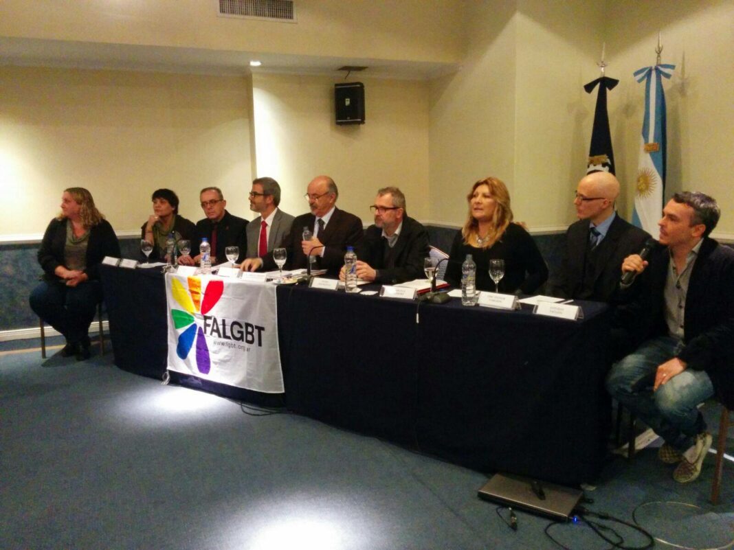 Organizaciones respaldaron la compra de gel íntimo del Ministerio de Salud de la provincia de Buenos Aires.