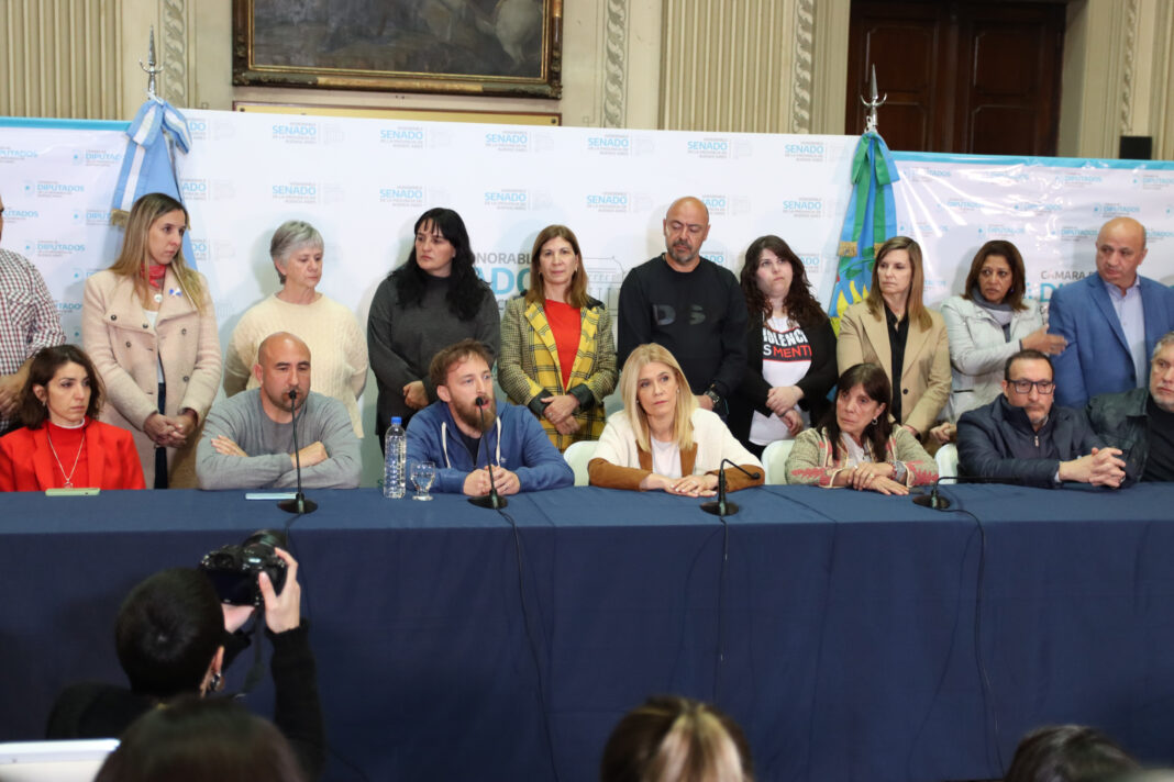 Los legisladores del Frente de Todos afirmaron que “se borró toda prueba” de las vinculaciones políticas con el atentado a Cristina Kirchner.