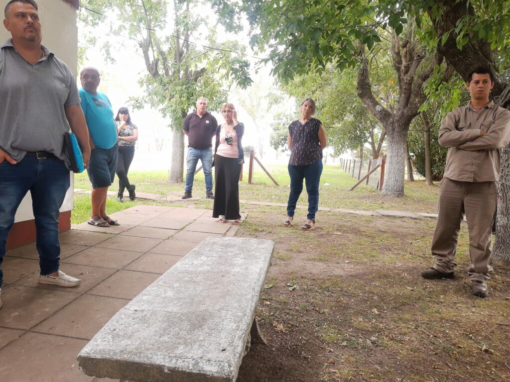 El gremio que nuclea a los trabajadores municipales de Berisso indicó que hay faltante de insumos y de recursos humanos en el Cementerio.