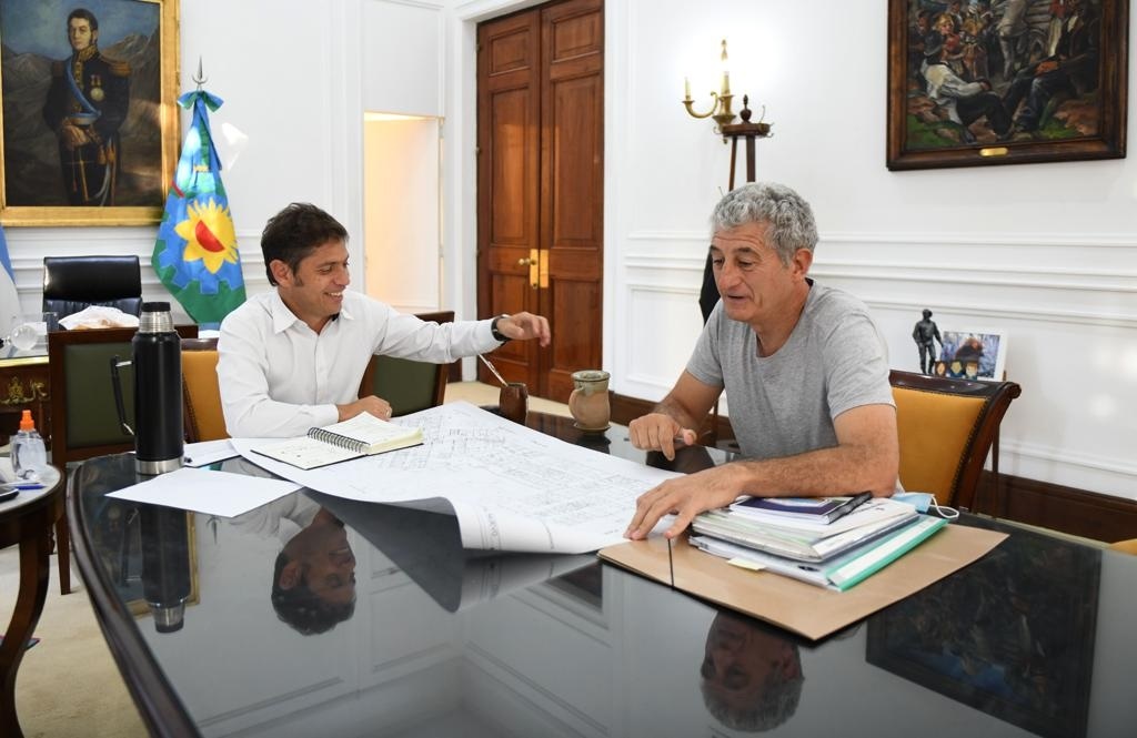 El intendente de Villa Gesell, Gustavo Barrera, fue uno de los jefes comunales que respaldó públicamente la reelección de Kicillof.