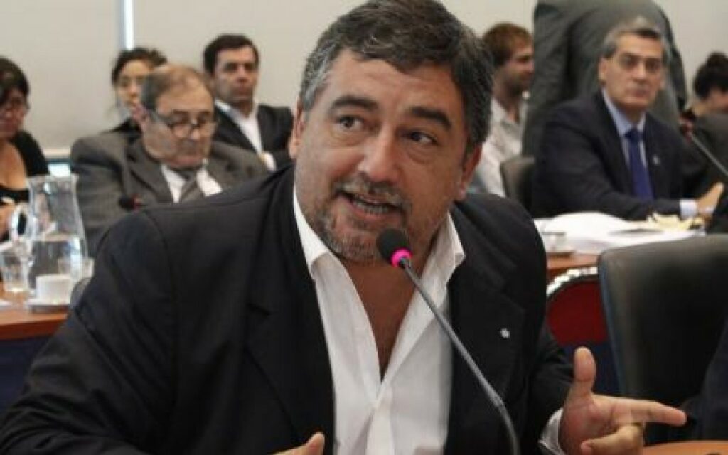 Adrián Grana advirtió que “el peronismo no va a permitir la proscripción de Cristina Kirchner”.