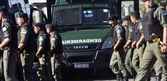 Tras los cruces entre Aníbal Fernández y Kicillof por el envío de gendarmes a la provincia, el Gobierno oficializó el Comando Unificado Conurbano.